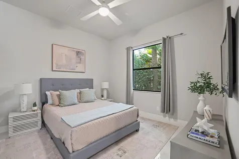 7015 Nw 27th Avenue Boca Raton FL 33496