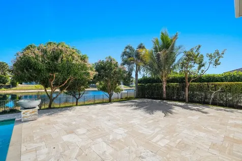 7015 Nw 27th Avenue Boca Raton FL 33496