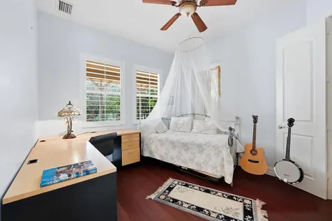 2412 Se Saint Lucie Boulevard Stuart FL 34996
