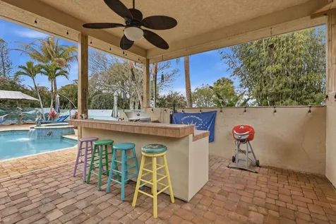 2412 Se Saint Lucie Boulevard Stuart FL 34996