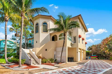 1981 Ne Ocean Boulevard Stuart FL 34996