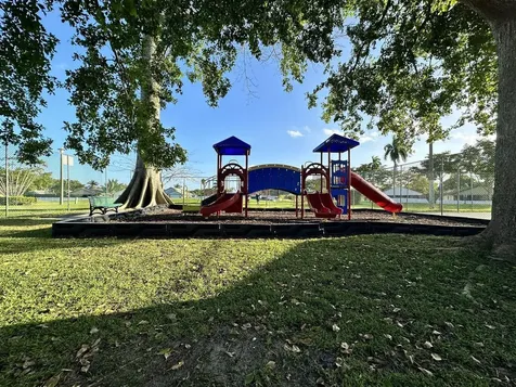 1490 Summit Run Circle West Palm Beach FL 33415