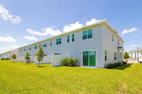 630 SE Lake Falls Street Port Saint Lucie FL 34984