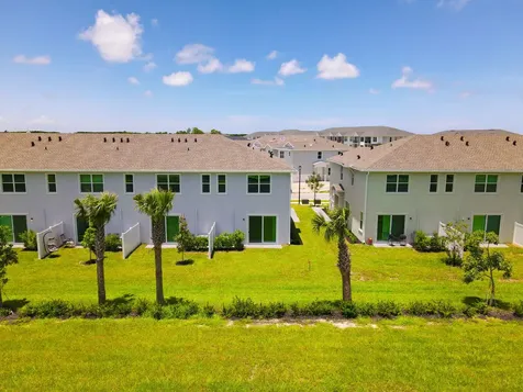 630 SE Lake Falls Street Port Saint Lucie FL 34984