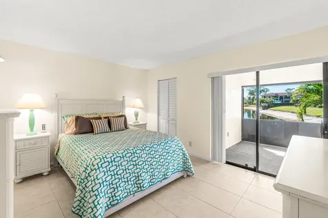 704 Sunny Pine Way Greenacres FL 33415