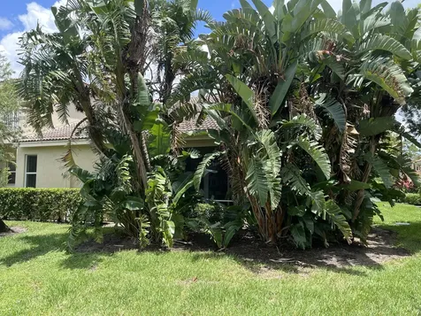 9201 Wentworth Lane Port Saint Lucie FL 34986