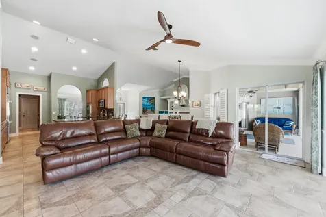 441 Se Pine Road Port Saint Lucie FL 34984