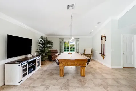 441 Se Pine Road Port Saint Lucie FL 34984