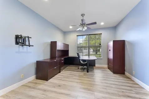 6104 Walnut Hill Drive Lake Worth FL 33467