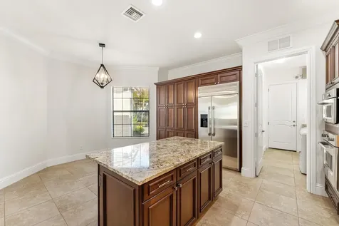 191 SE Calmo Circle Port Saint Lucie FL 34984