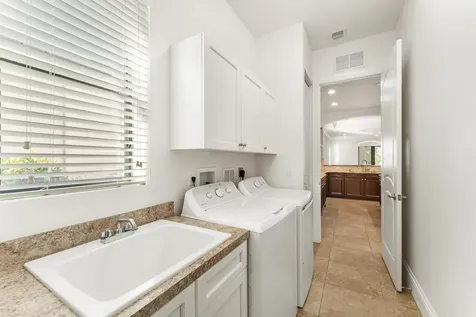 191 SE Calmo Circle Port Saint Lucie FL 34984
