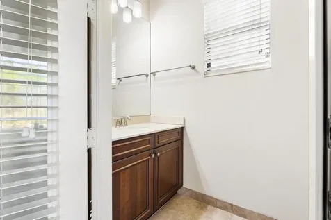 191 SE Calmo Circle Port Saint Lucie FL 34984