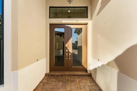 191 SE Calmo Circle Port Saint Lucie FL 34984