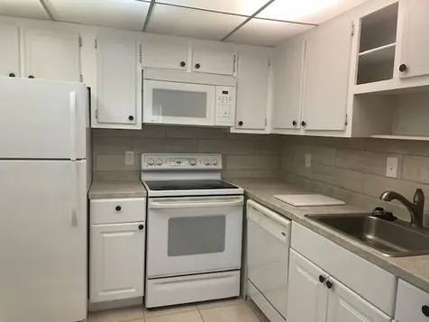 347 Flanders H Delray Beach FL 33484