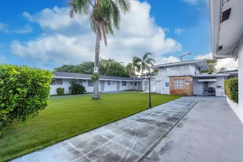 1826 Sherman Street Hollywood FL 33020