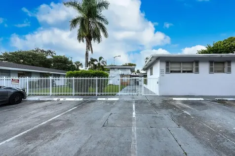 1826 Sherman Street Hollywood FL 33020