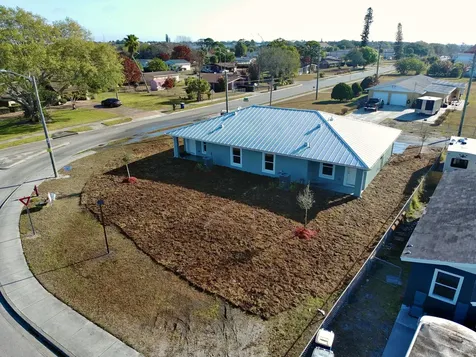 1795 N 16th Court Fort Pierce FL 34950