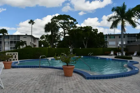2606 S Garden Drive Lake Worth FL 33461