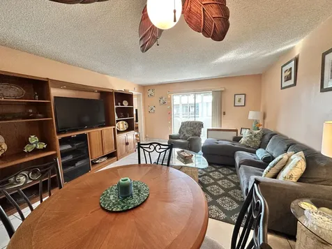 2606 S Garden Drive Lake Worth FL 33461