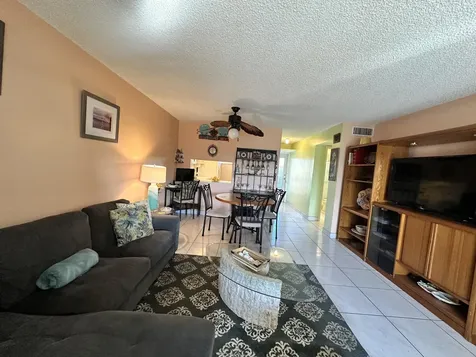 2606 S Garden Drive Lake Worth FL 33461
