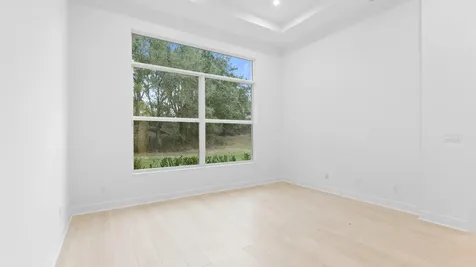 108 Se Via Tirso Port Saint Lucie FL 34952