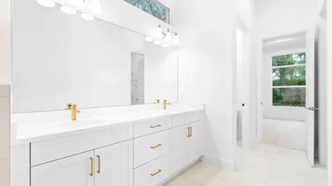 108 Se Via Tirso Port Saint Lucie FL 34952