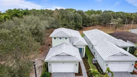 108 Se Via Tirso Port Saint Lucie FL 34952