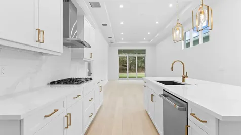 108 Se Via Tirso Port Saint Lucie FL 34952