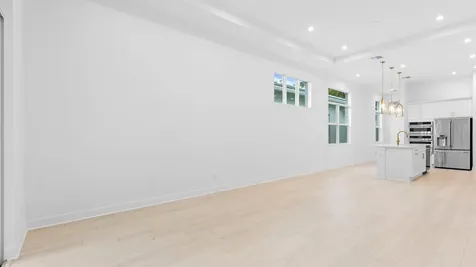 108 Se Via Tirso Port Saint Lucie FL 34952
