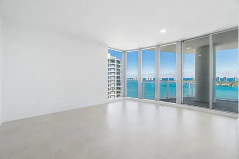 220 Lake Shore Drive Lake Park FL 33403