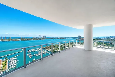 220 Lake Shore Drive Lake Park FL 33403