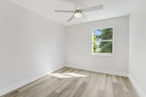 31 Swallow Drive Boynton Beach FL 33436