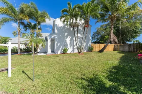 31 Swallow Drive Boynton Beach FL 33436