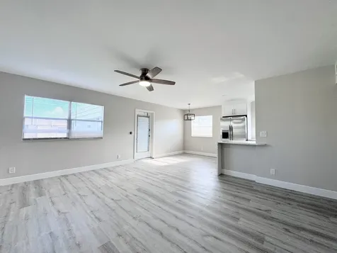 284 Flanders F Delray Beach FL 33484