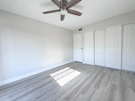 284 Flanders F Delray Beach FL 33484