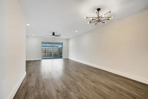 2520 SW 14th Court Boynton Beach FL 33426