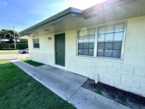 848 Center Street Jupiter FL 33458