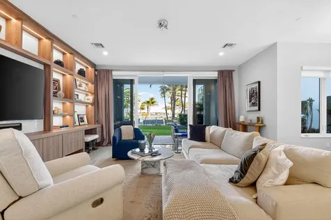 120 Water Club Court North Palm Beach FL 33408