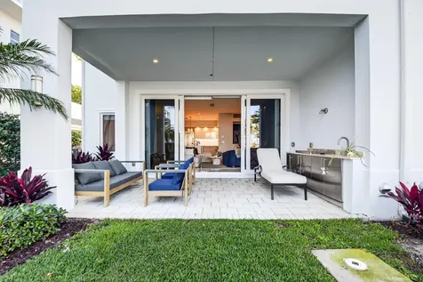 120 Water Club Court North Palm Beach FL 33408