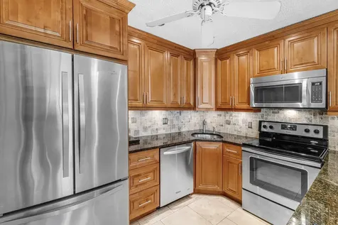322 Pine Ridge Circle Greenacres FL 33463