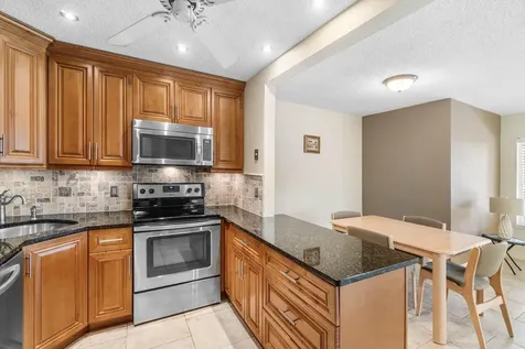 322 Pine Ridge Circle Greenacres FL 33463