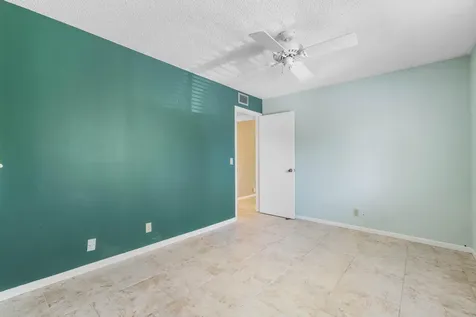 322 Pine Ridge Circle Greenacres FL 33463