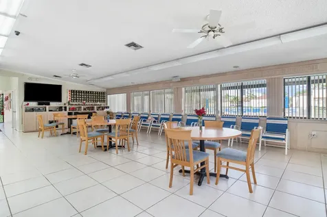 114 Lake Pine Circle Greenacres FL 33463