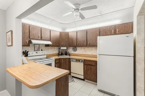 114 Lake Pine Circle Greenacres FL 33463