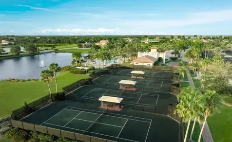 123 Se Bella Strano Port Saint Lucie FL 34984