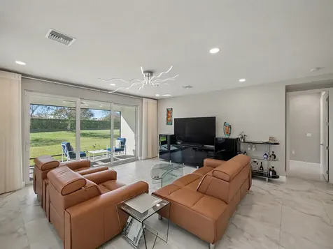 11862 Sw Bristol Bay Drive Port Saint Lucie FL 34987