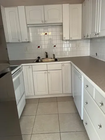 123 Normandy Delray Beach FL 33484