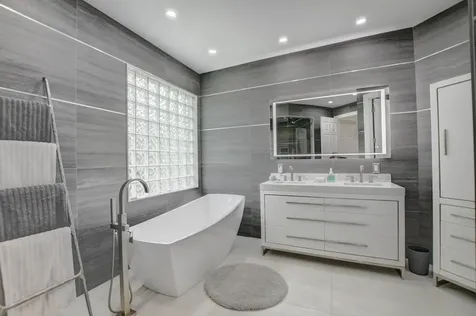 19211 N Creekshore Court Boca Raton FL 33498
