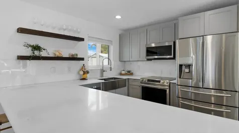 909 Se 16th Place Deerfield Beach FL 33441