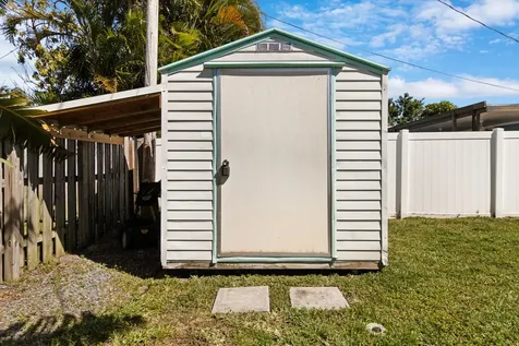 909 Se 16th Place Deerfield Beach FL 33441
